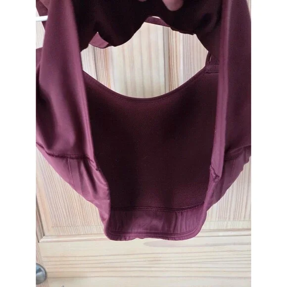 Lululemon Burgundy Sports Bra Strappy Back Formed Cups No Tag XXL ? - Picture 2 of 5